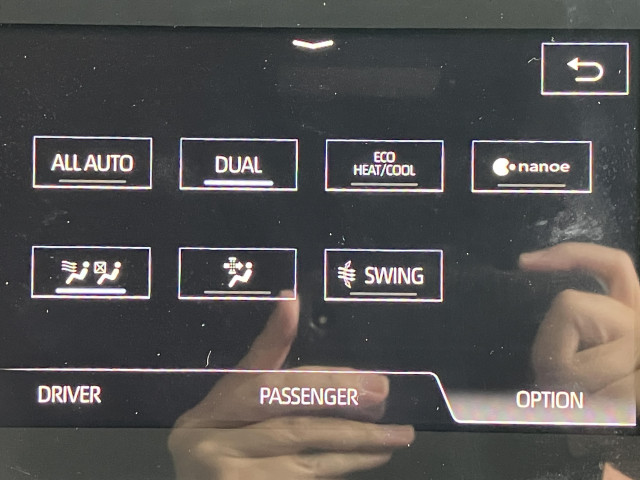 トヨタ クラウン ハイブリッド 2.5 RS アドバンスの中古車