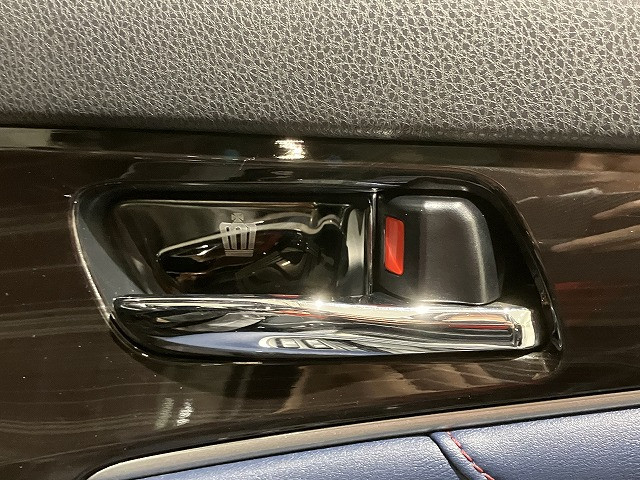 トヨタ クラウンアスリート 2.0 S-Tの中古車