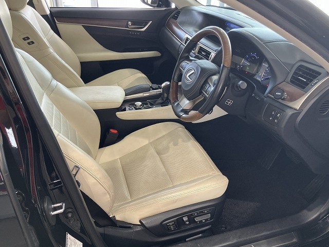 レクサス GS 300h バージョンLの中古車