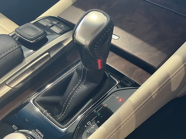 レクサス GS 300h バージョンLの中古車