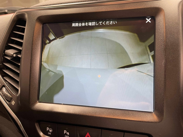 ジープ チェロキー トレイルホーク 4WDの中古車
