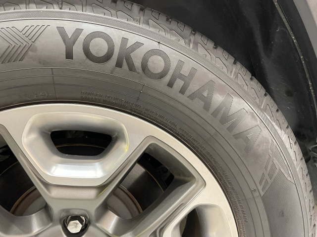 ジープ チェロキー トレイルホーク 4WDの中古車
