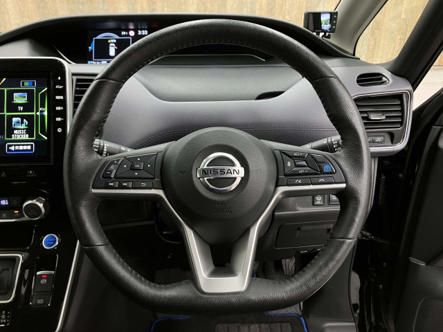 日産 セレナ 1.2 e-POWER ハイウェイスター Vの中古車