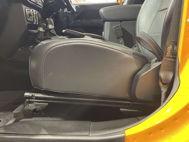 ジープ ラングラー アンリミテッド オーバーランド ナチョ 4WDの中古車
