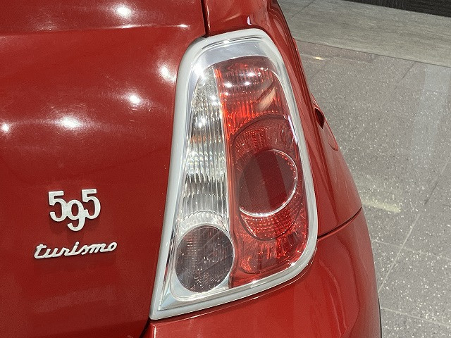 アバルト 595 ツーリズモの中古車