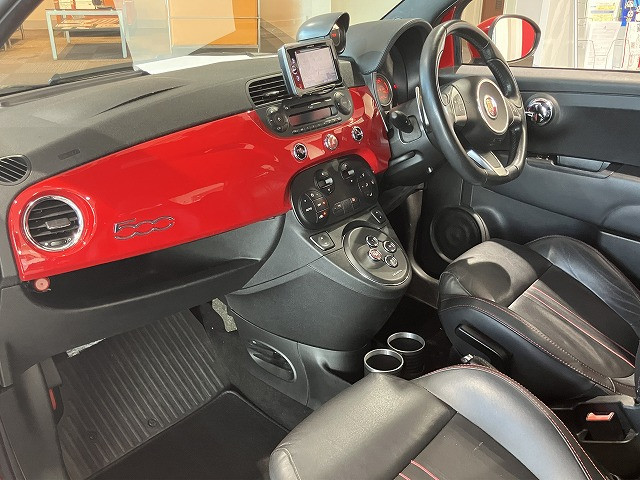 アバルト 595 ツーリズモの中古車
