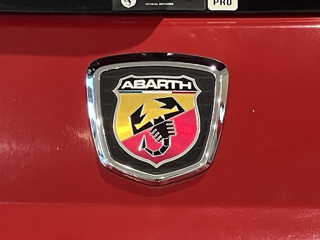 アバルト 595 ツーリズモの中古車