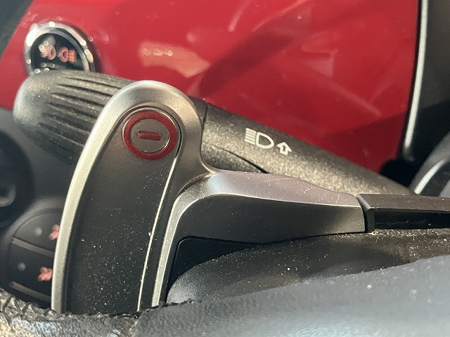 アバルト 595 ツーリズモの中古車