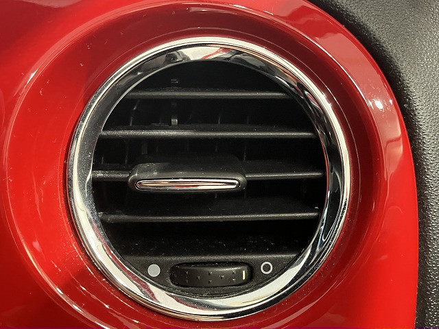 アバルト 595 ツーリズモの中古車