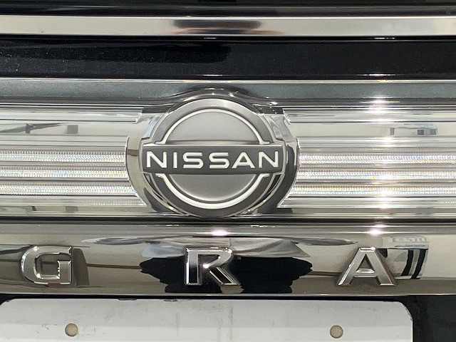 日産 エルグランド 2.5 250ハイウェイスターS セカンドスライドアップシートの中古車