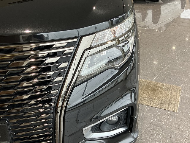 日産 エルグランド 2.5 250ハイウェイスターS セカンドスライドアップシートの中古車