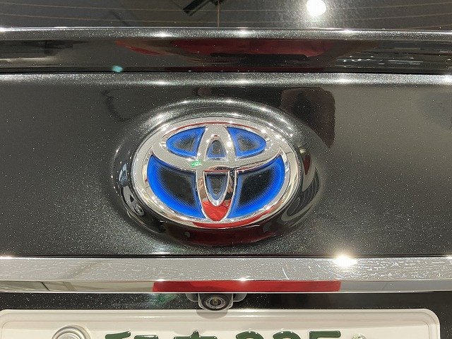 トヨタ クラウン ハイブリッド 3.5 RS アドバンスの中古車