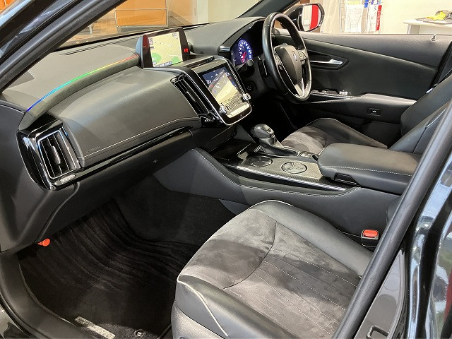 トヨタ クラウン ハイブリッド 3.5 RS アドバンスの中古車