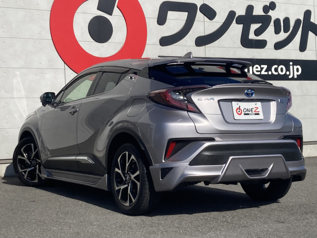 トヨタ C-HR ハイブリッド 1.8 Gの中古車