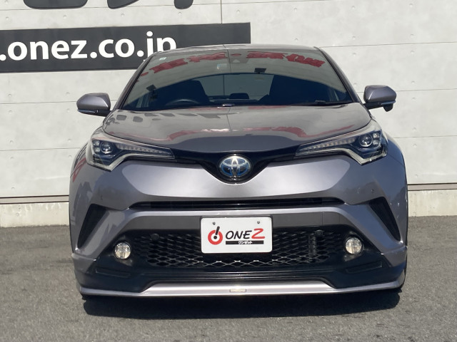トヨタ C-HR ハイブリッド 1.8 Gの中古車
