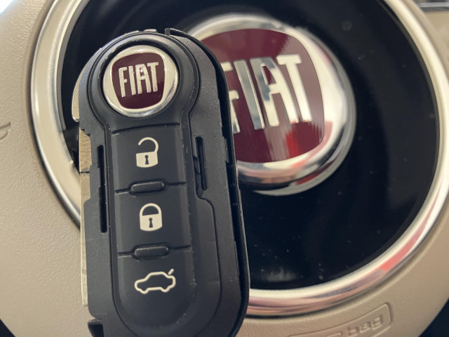 フィアット 500 ツインエア ドルチェヴィータの中古車