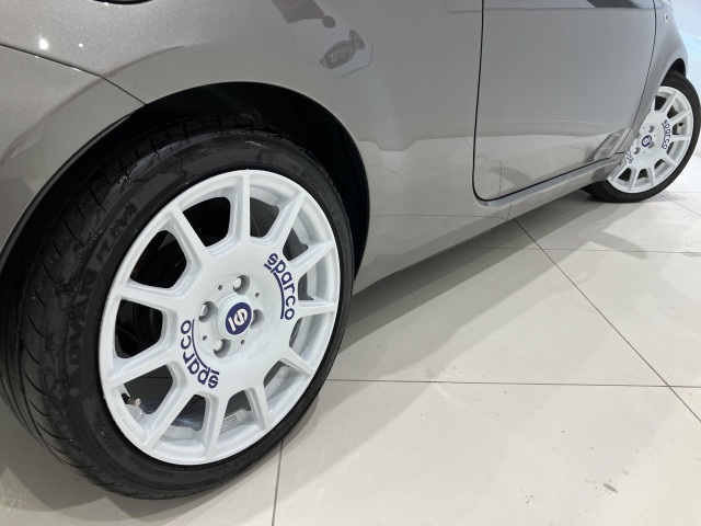 フィアット 500 ツインエア ドルチェヴィータの中古車