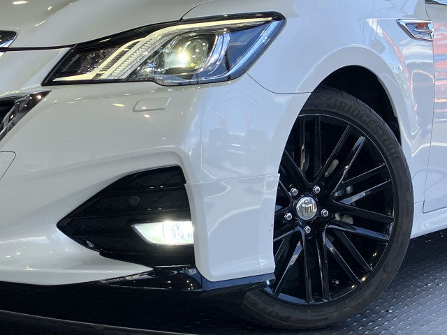 トヨタ クラウンアスリートハイブリッド ハイブリッド 2.5 Gの中古車