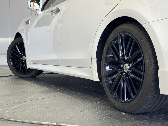 トヨタ クラウンアスリートハイブリッド ハイブリッド 2.5 Gの中古車