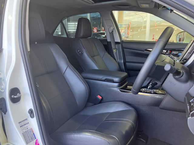 トヨタ クラウンアスリートハイブリッド ハイブリッド 2.5 Gの中古車