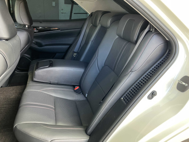 トヨタ クラウンアスリートハイブリッド ハイブリッド 2.5 Gの中古車