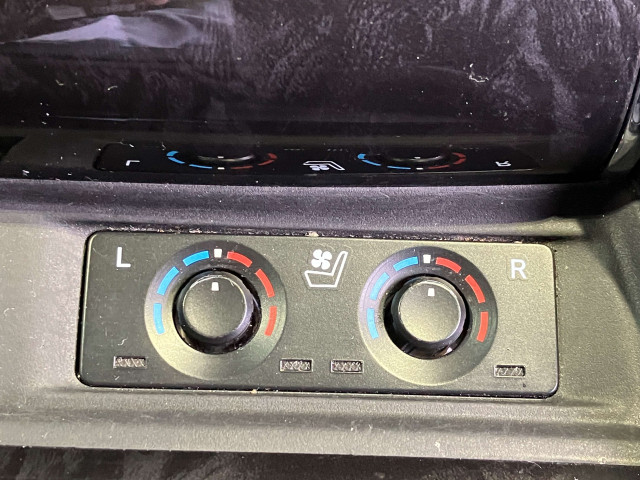 トヨタ アルファードハイブリッド ハイブリッド 2.5 SR Cパッケージ E-Four 4WDの中古車