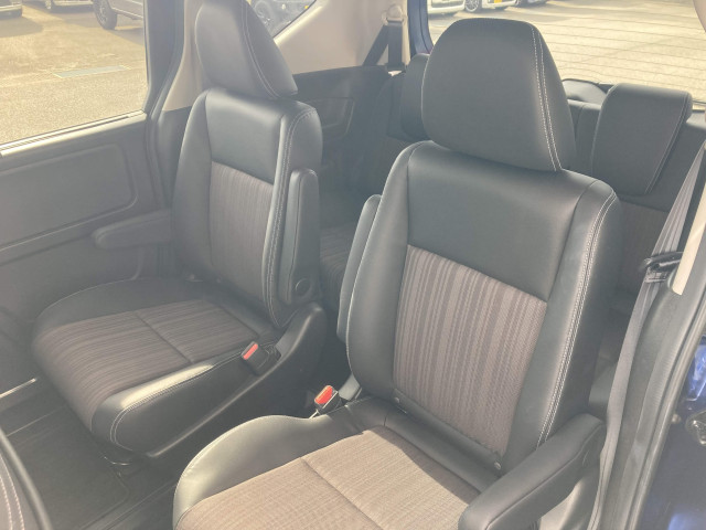 ホンダ フリードハイブリッド 1.5 ハイブリッド モデューロX ホンダセンシングの中古車