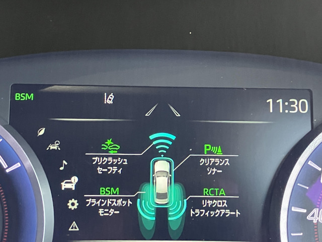 トヨタ クラウン ハイブリッド 2.5 RS アドバンス Four 4WDの中古車