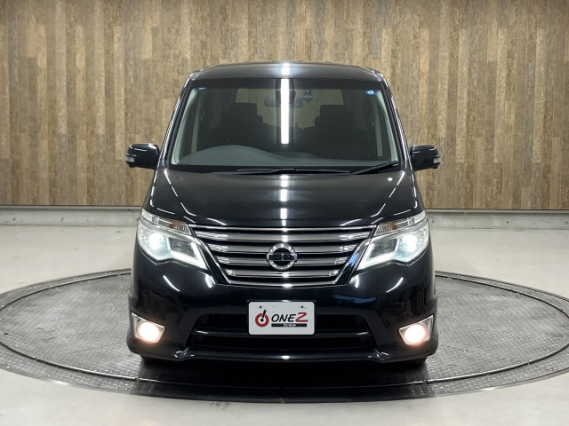 ご納車前には自社認証工場にてしっかり法定点検を行います！エンジンオイル・オイルエレメント・ワイパーゴム等の標準交換部品以外にも点検後交換が必要な消耗部品等も交換・整備致します