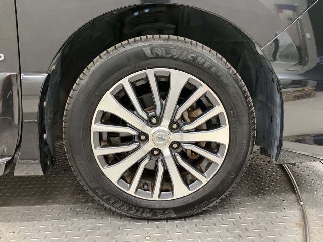 日産 セレナハイブリッド 2.0 ハイウェイスター Vセレクション+SafetyⅡ S-HYBRIDの中古車