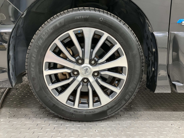 日産 セレナハイブリッド 2.0 ハイウェイスター Vセレクション+SafetyⅡ S-HYBRIDの中古車