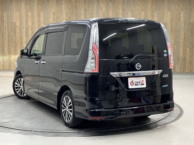 日産 セレナハイブリッド 2.0 ハイウェイスター Vセレクション+SafetyⅡ S-HYBRIDの中古車