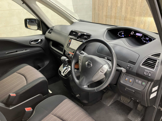 日産 セレナハイブリッド 2.0 ハイウェイスター Vセレクション+SafetyⅡ S-HYBRIDの中古車