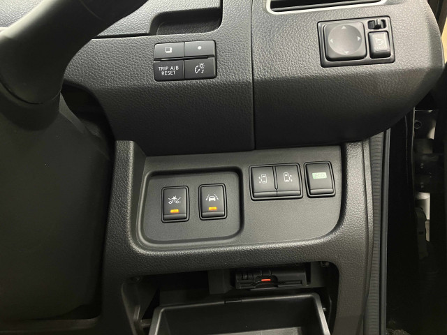 日産 セレナハイブリッド 2.0 ハイウェイスター Vセレクション+SafetyⅡ S-HYBRIDの中古車