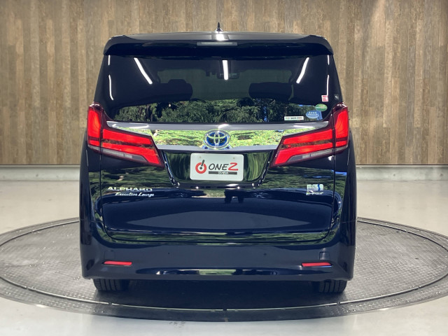 当社の在庫は、全車第三者機関の査定を通った車両ですので、状態に関しましては確かな一台を御案内致しております。
