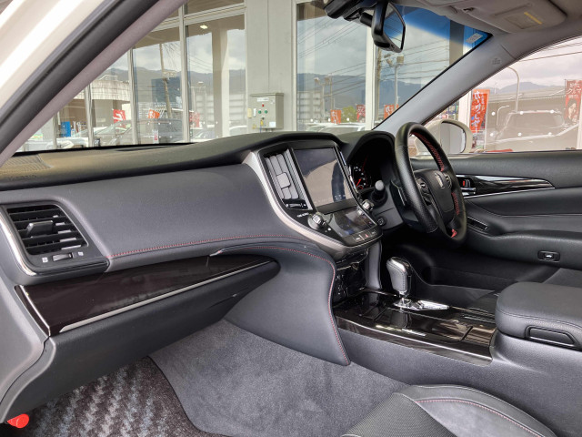 トヨタ クラウンアスリート 2.0 S-Tの中古車