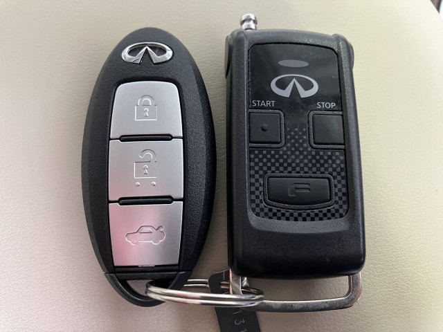 日産 スカイライン 3.5 ハイブリッド GT タイプPの中古車