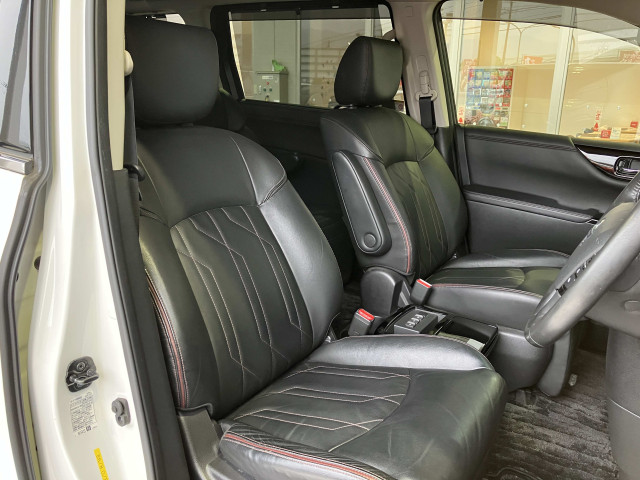 日産 エルグランド 3.5 350ハイウェイスター アーバンクロム ステップタイプの中古車