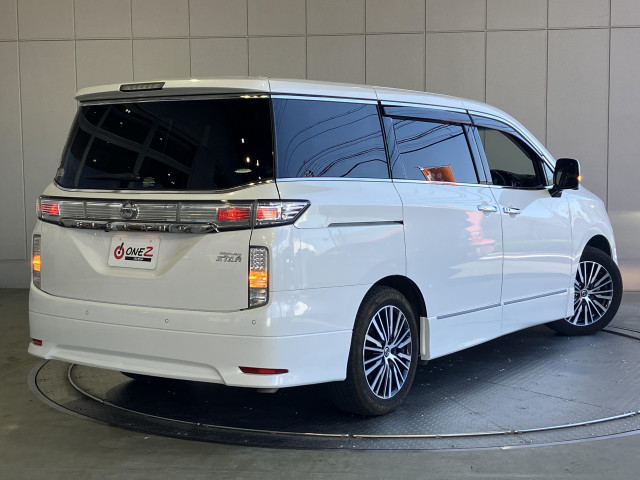 日産 エルグランド 3.5 350ハイウェイスター アーバンクロム ステップタイプの中古車