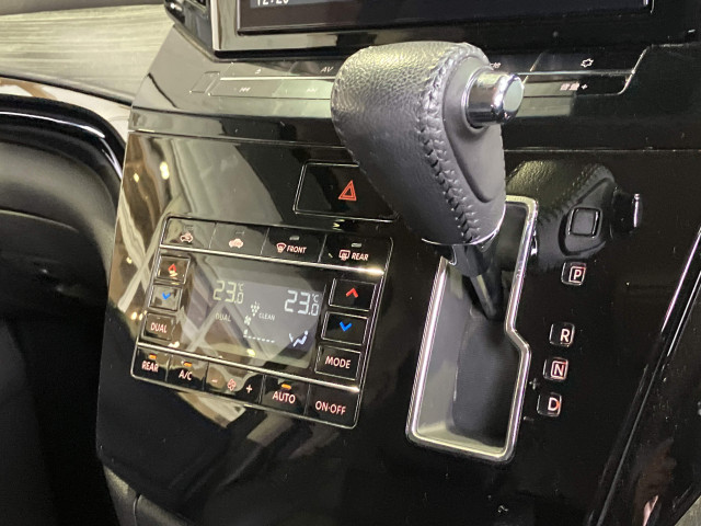 日産 エルグランド 3.5 350ハイウェイスター アーバンクロム ステップタイプの中古車