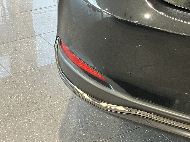 レクサス ES 300h Fスポーツの中古車