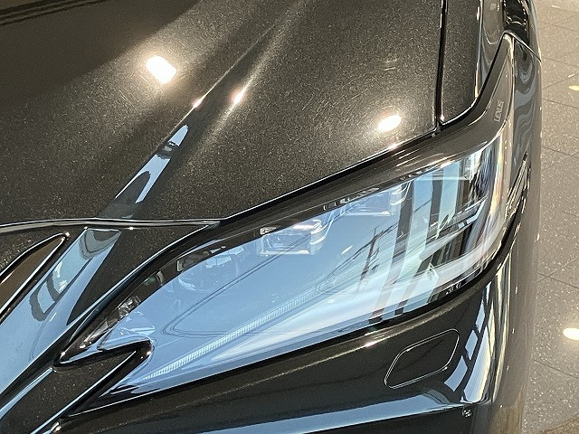 レクサス ES 300h Fスポーツの中古車