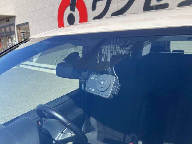 トヨタ ヴォクシー 1.8 ハイブリッド Vの中古車