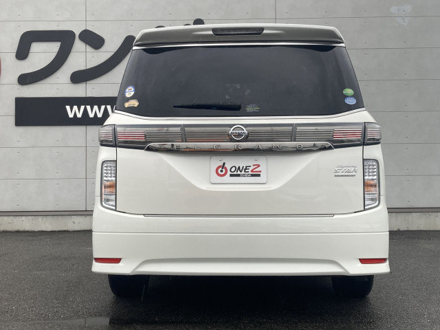 日産 エルグランド 2.5 250ハイウェイスター プレミアム アーバンクロムの中古車