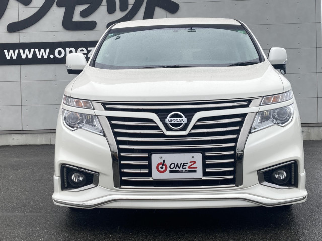 日産 エルグランド 2.5 250ハイウェイスター プレミアム アーバンクロムの中古車