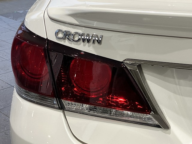 トヨタ クラウンアスリートハイブリッド ハイブリッド 2.5 S ブラックスタイルの中古車