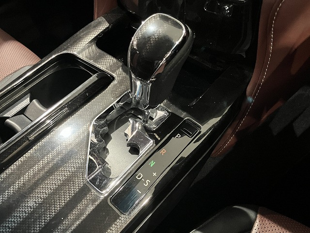 トヨタ クラウンアスリートハイブリッド ハイブリッド 2.5 S ブラックスタイルの中古車