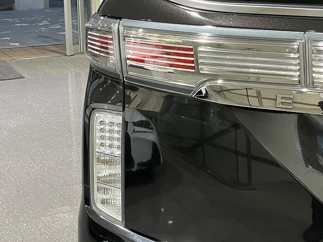 日産 エルグランド 2.5 250ハイウェイスターS アーバンクロムの中古車