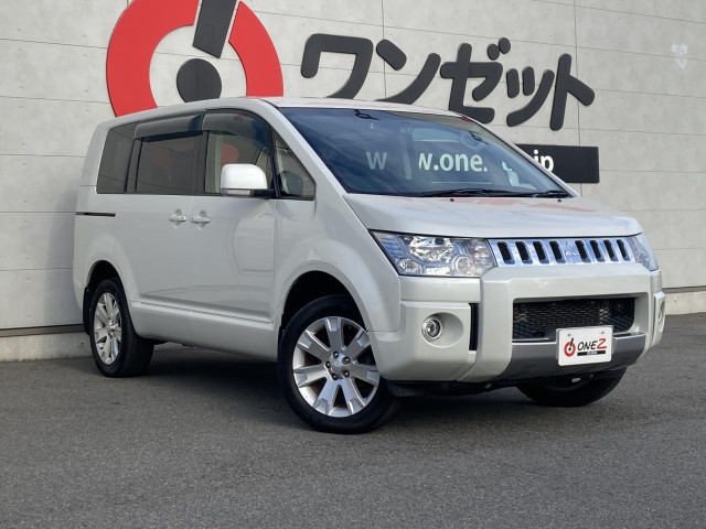 三菱 デリカD:5 2.2 D パワーパッケージ ディーゼルターボ 4WDの中古車