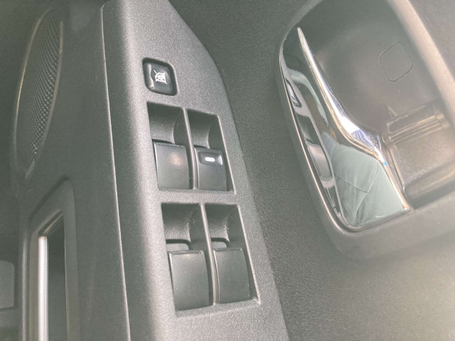 三菱 デリカD:5 2.2 D パワーパッケージ ディーゼルターボ 4WDの中古車